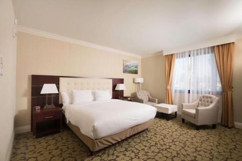 Holiday Inn El Monte - Los Angeles By Ihg Bagian luar foto